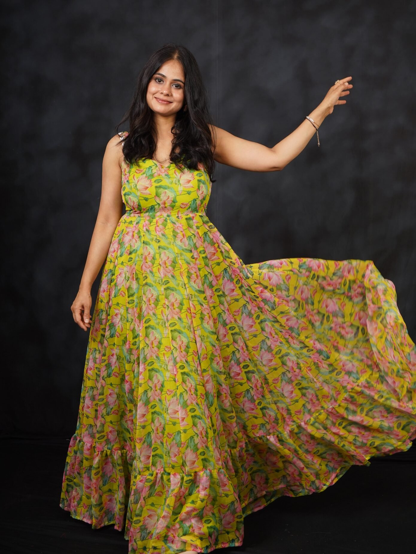 Green Floral Chiffon Maxi Dress – Elegant & Flowing Western Wear